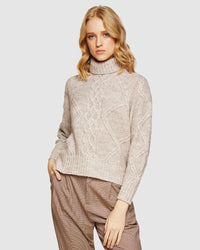 LOLA CABLE KNIT